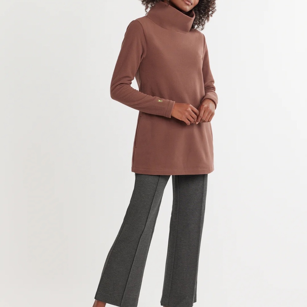 Dudley Stephens Cobble Hill Turtleneck in Vello Fleece